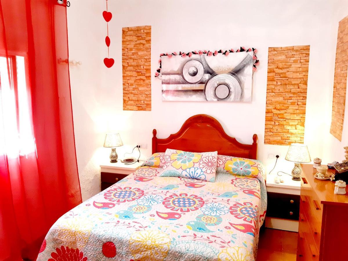 Charming House In Illar With Mountain View And Balcony Βίλα Εξωτερικό φωτογραφία