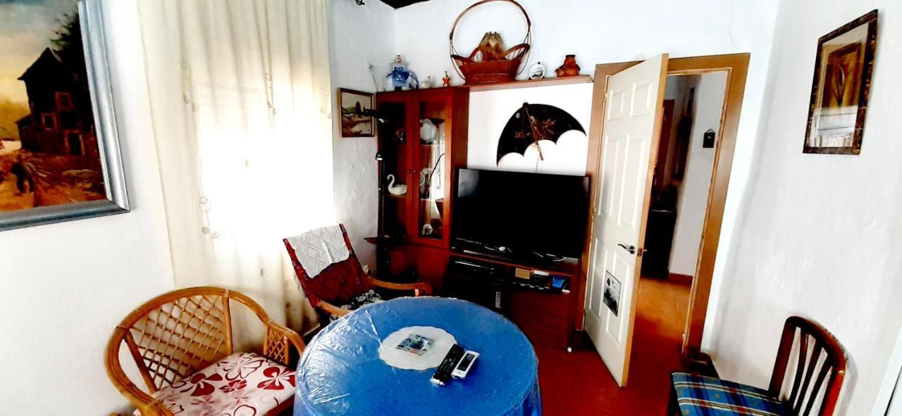 Charming House In Illar With Mountain View And Balcony Βίλα Εξωτερικό φωτογραφία