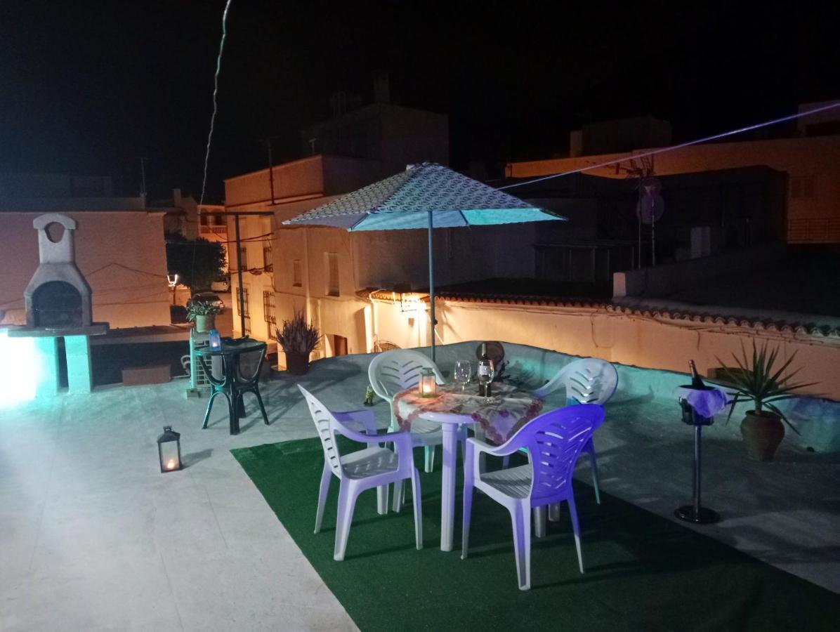 Charming House In Illar With Mountain View And Balcony Βίλα Εξωτερικό φωτογραφία