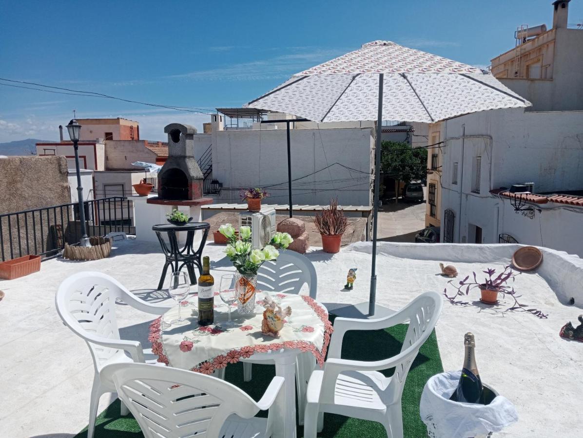 Charming House In Illar With Mountain View And Balcony Βίλα Εξωτερικό φωτογραφία