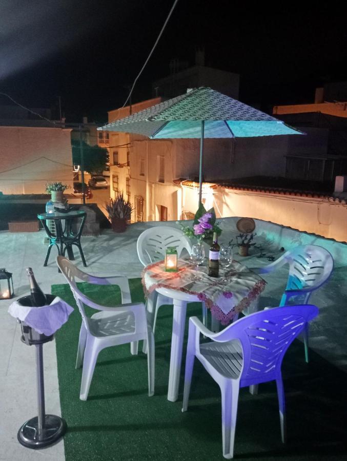Charming House In Illar With Mountain View And Balcony Βίλα Εξωτερικό φωτογραφία