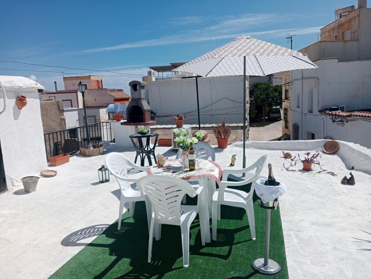 Charming House In Illar With Mountain View And Balcony Βίλα Εξωτερικό φωτογραφία