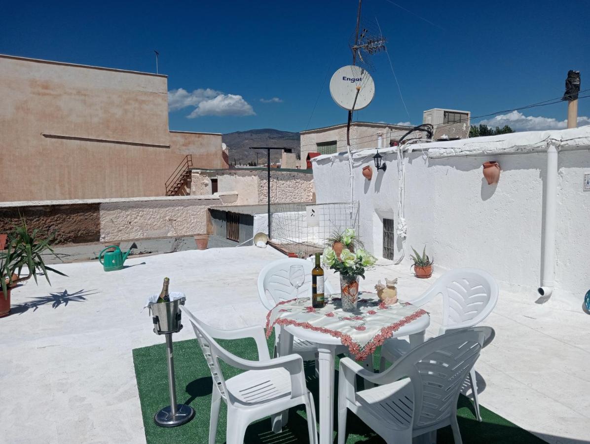 Charming House In Illar With Mountain View And Balcony Βίλα Εξωτερικό φωτογραφία
