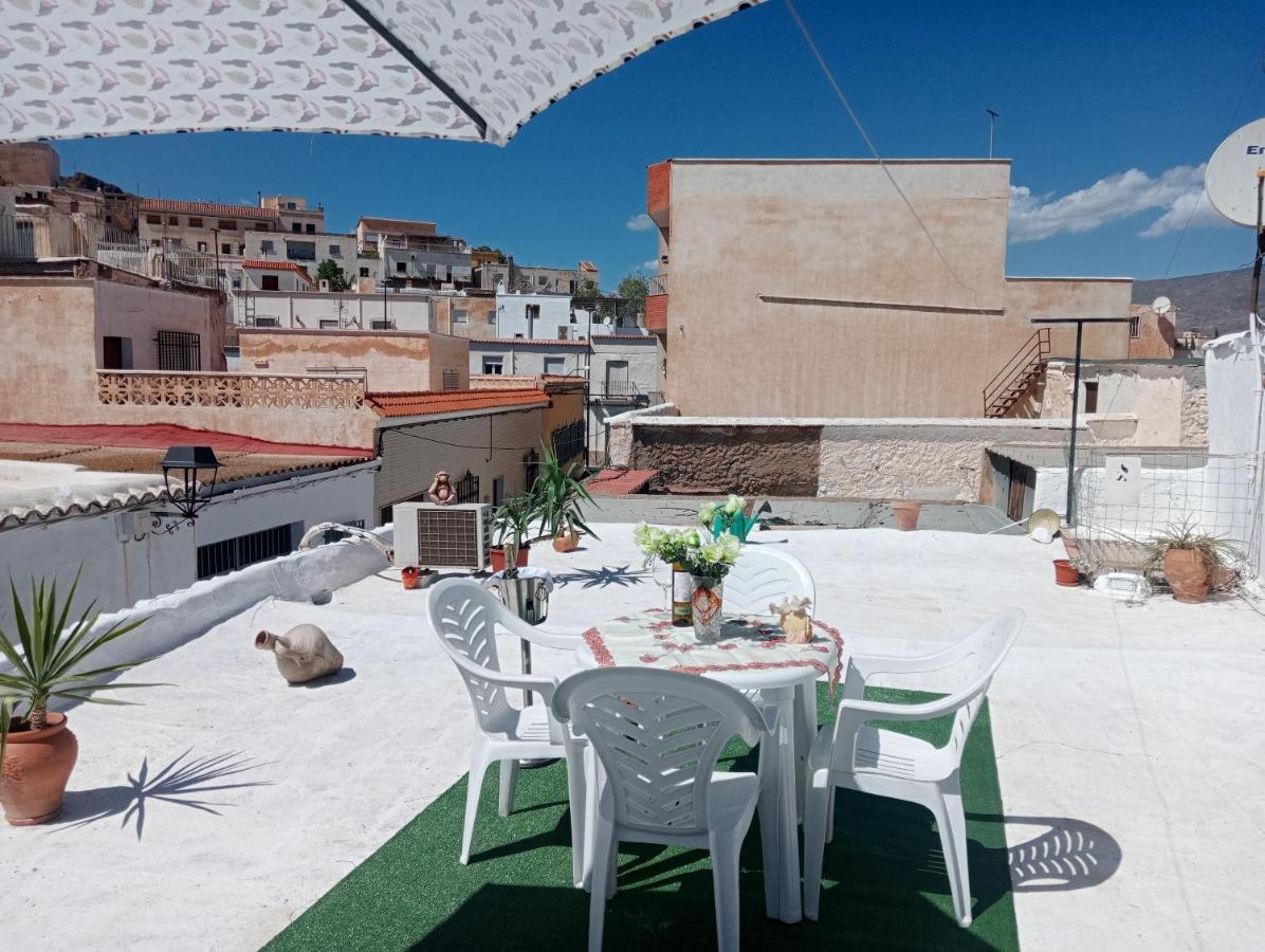 Charming House In Illar With Mountain View And Balcony Βίλα Εξωτερικό φωτογραφία