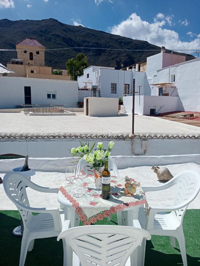 Charming House In Illar With Mountain View And Balcony Βίλα Εξωτερικό φωτογραφία