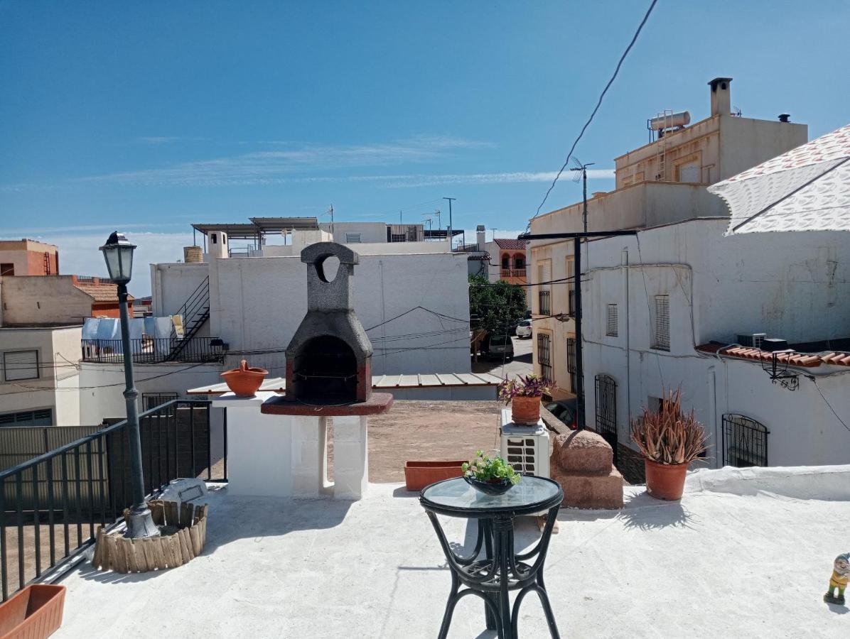 Charming House In Illar With Mountain View And Balcony Βίλα Εξωτερικό φωτογραφία
